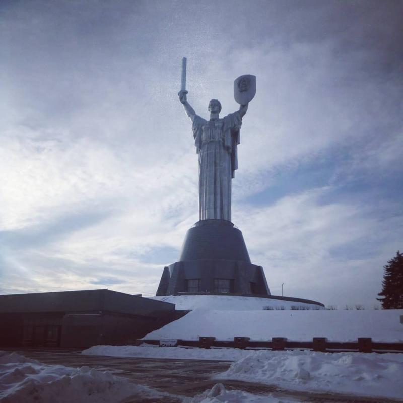 Picture of the "Motherland Monument" in Kyiv, Ukraine