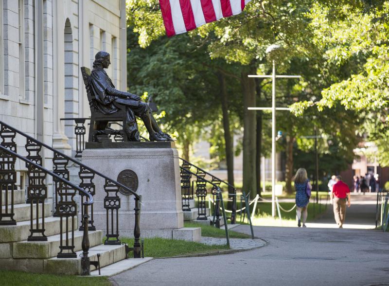 John Harvard Statue
