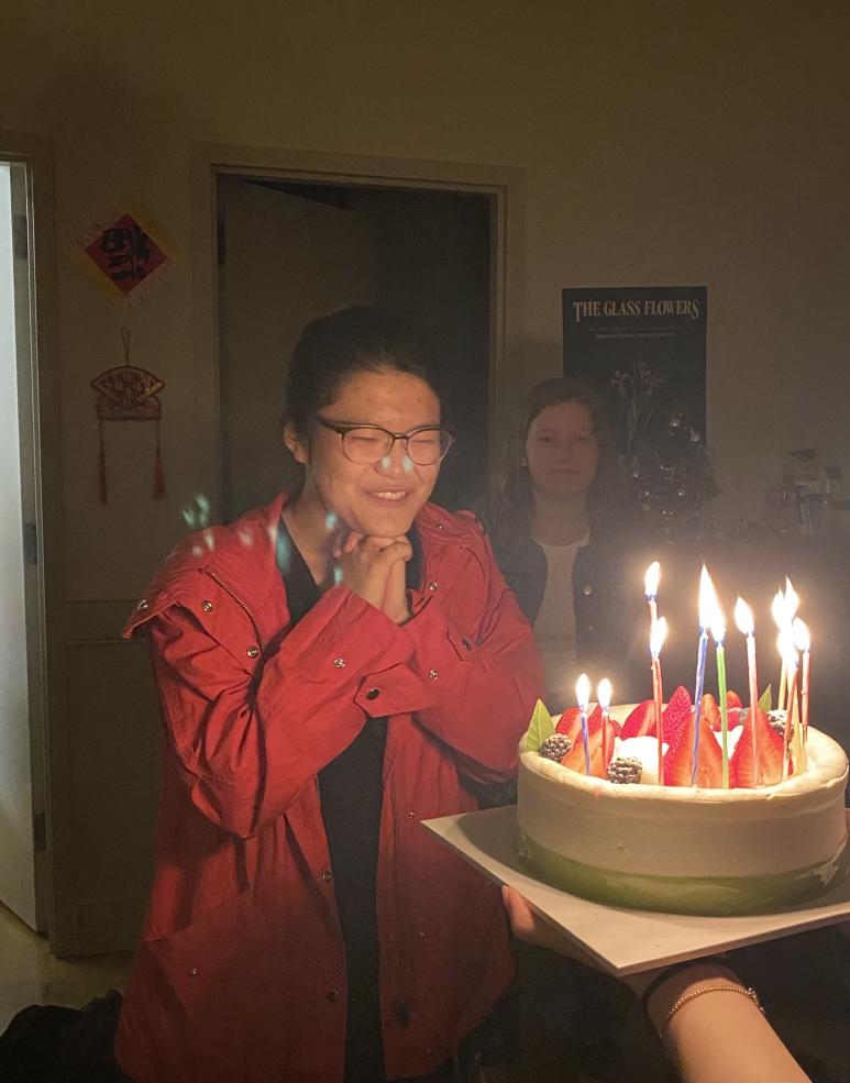 Suitemates celebrating Victoria's birthday
