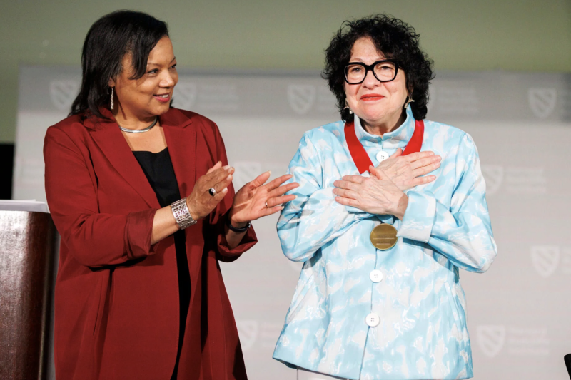 Radcliffe Dean Tomiko Brown-Nagin (left) presents Associate Justice of the U.S. Supreme Court Sonia Sotomayor with the Radcliffe Medal.
