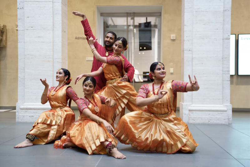 Group of dancer performing at the Harvard Art Museums 