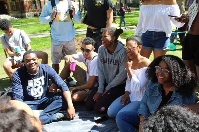 Here are members of the Class of 2022 enjoying a picnic outdoors.