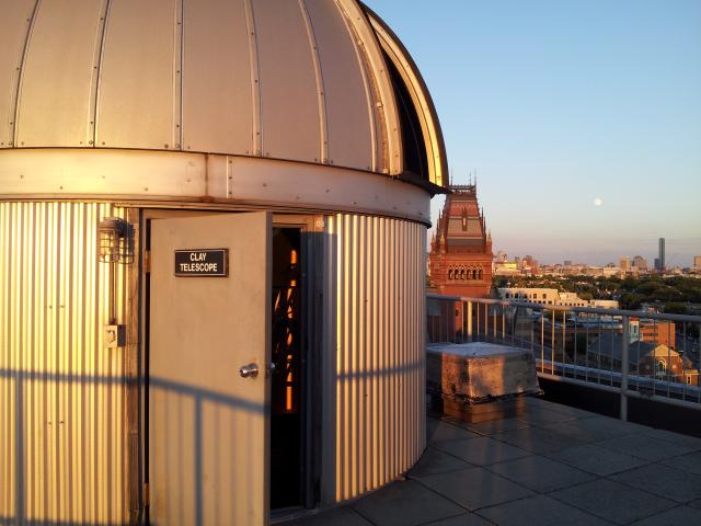 A massive dome on top of a room