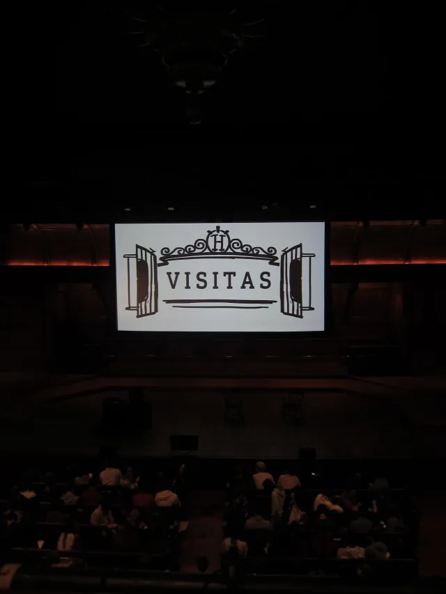 Visitas welcome ceremony