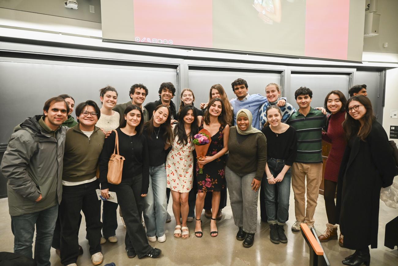 The group of Harvard College's 2025 midyear graduates.