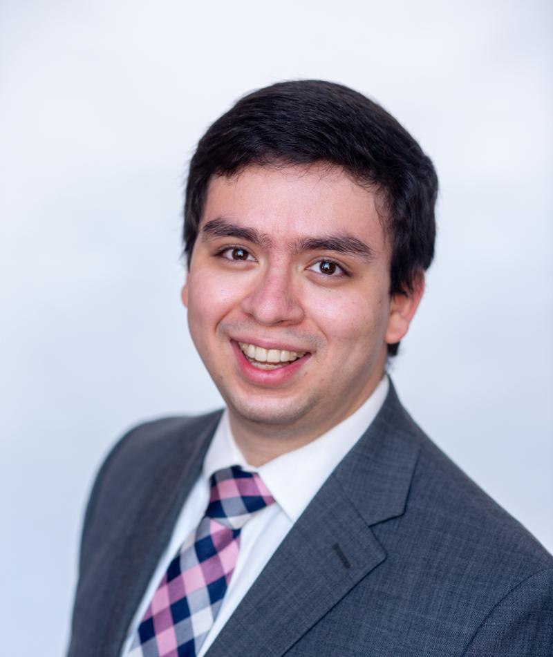 Headshot of Sebastian Gomez '14