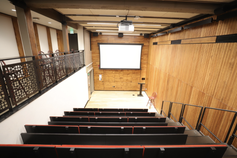 Lowell House Screening Room (pc: The Harvard Crimson)