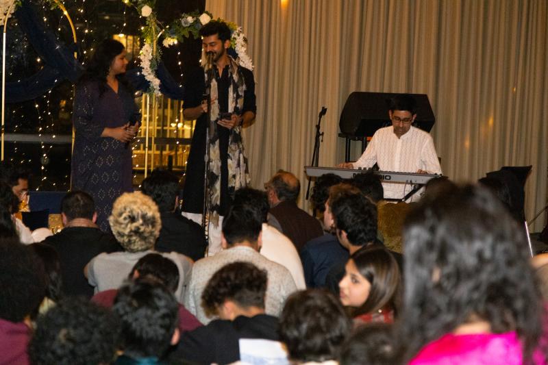 A Qawalli group is performing at Chaand Raat.