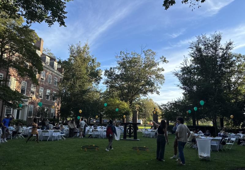 A picture of the McKinlock courtyard in Leverett House at the beginning of the fall of 2023.   