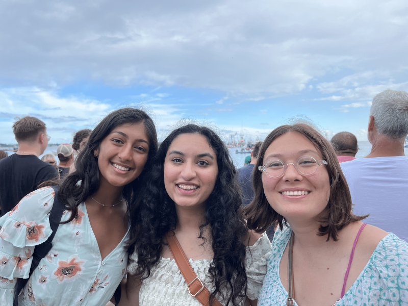 Hana Rehman and her friends at the festival!