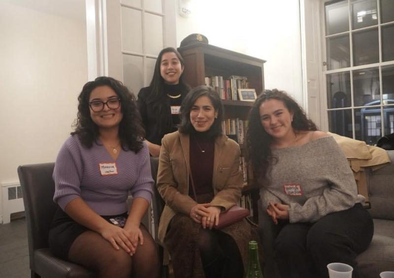 A picture of RAZA members with Harvard Profesor Dra. Maria Luisa Parra at the RAZA Student-Faculty Dinner.