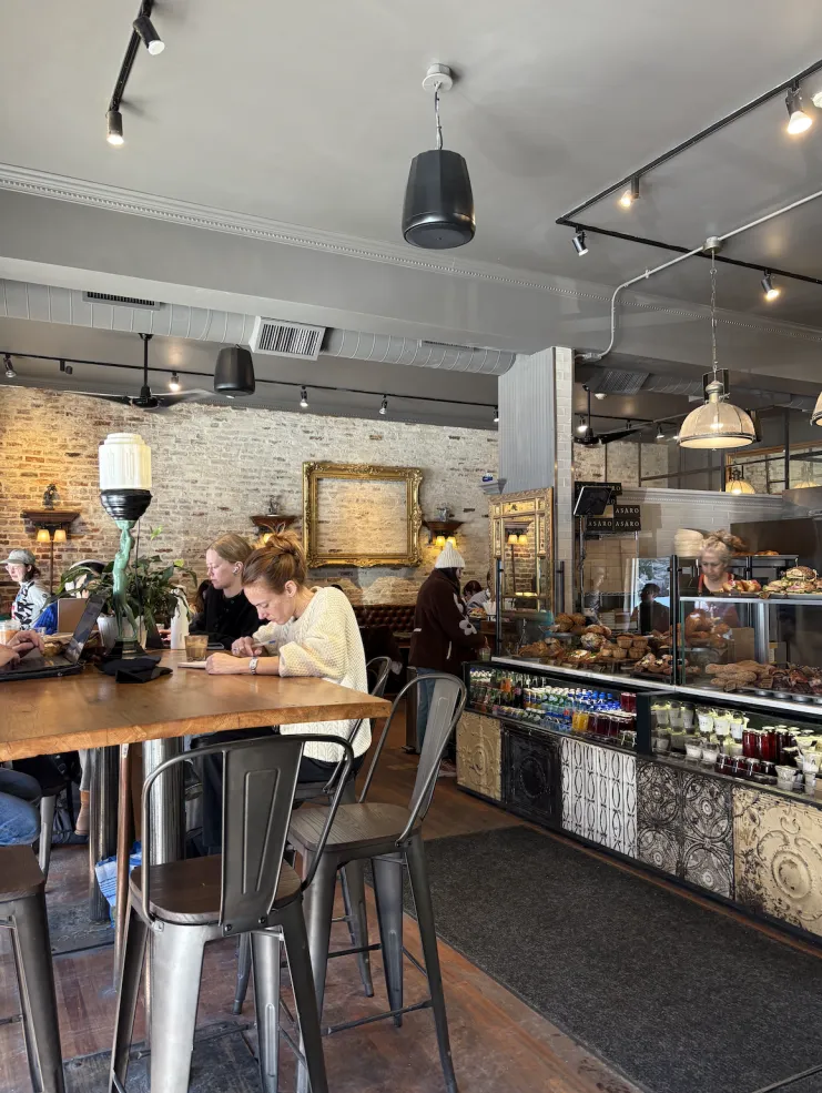 Photo of a cafe on a sunny day