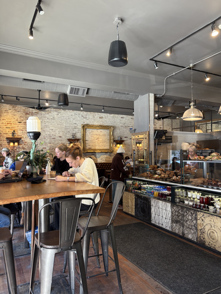 Photo of a cafe on a sunny day