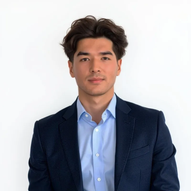 Headshot of Behruz Mahmudov ’26.