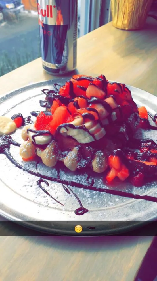 Photo of a waffle from Zinneken's 