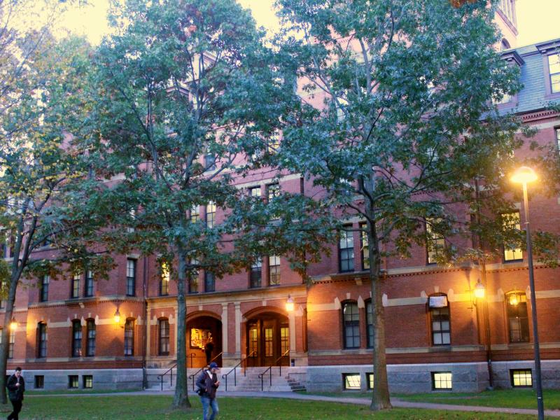 First-year Harvard dormitory, Weld