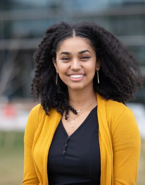 Rahel Imru chose to concentrate in biomedical engineering, with a secondary in global health and health policy, explaining that she wants to combine technology and medicine to aid underrepresented communities.