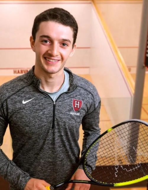 Sam Scherl ’22, a co-captain of the men’s squash team, grew frustrated when he was unable to offer a testimonial on the website of a former coach.