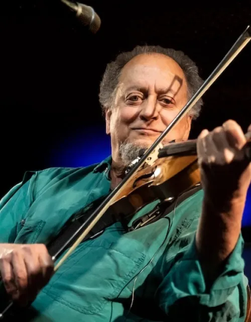 Robin Batteau performed last month for a packed house at Club Passim.