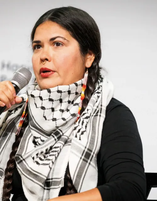 keynote speaker Tara Housk