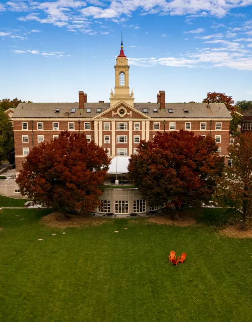 The front facade of Pforzheimer House