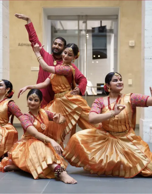 Group of dancer performing at the Harvard Art Museums 