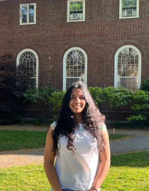 Oneli Perera outside on the Harvard campus.