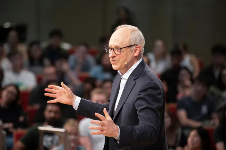 Michael Sandel led a virtual discussion on ethics.