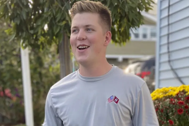 A portrait of John Murray '23.