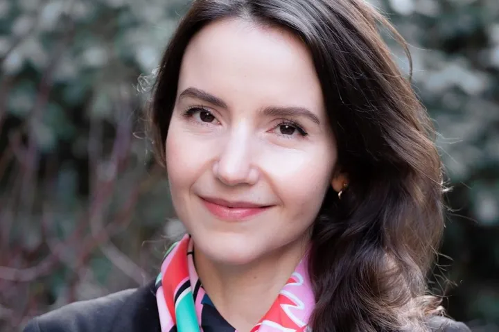 A portrait of Stefanie Stantcheva.