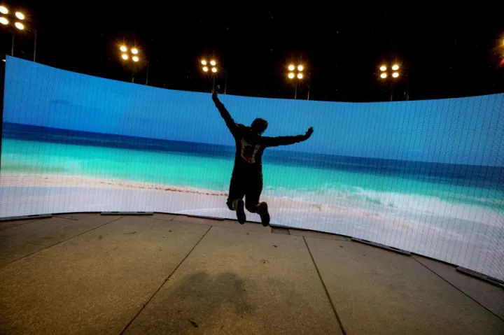 ‘Lucidity’ installation offers breath, healing, catharsis.