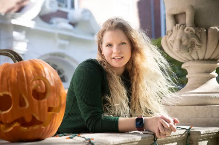 As a coordinator for the Undergraduate Admissions Council, Marine Corps veteran Ashley Emann ’23 guides other veterans through the application process. “There is a place for us here,” she said.