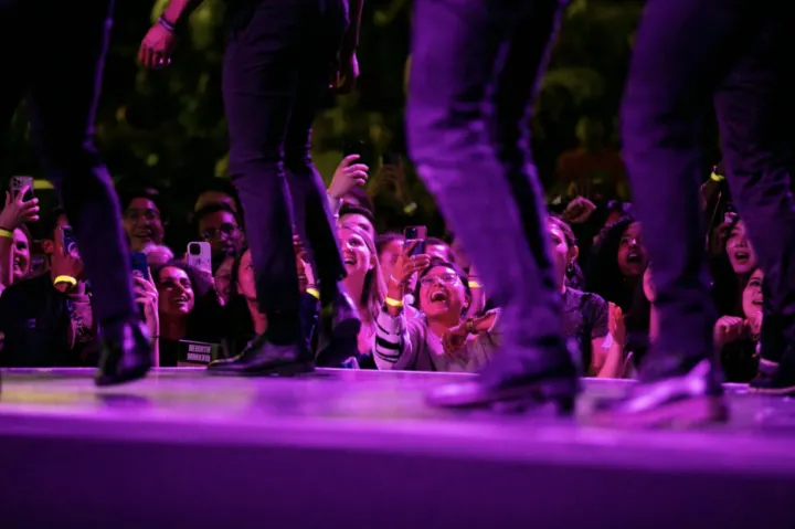 A wildly enthusiastic audience filled the Bright-Landry Hockey Center for Eleganza 2023