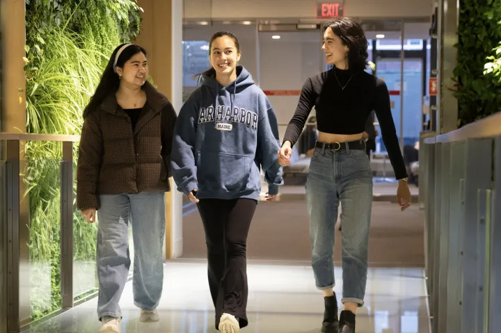 Laurinne Eugenio ’26 (from left), Gabrielle Grant ’24, and Eleanor Wikstrom ’24.