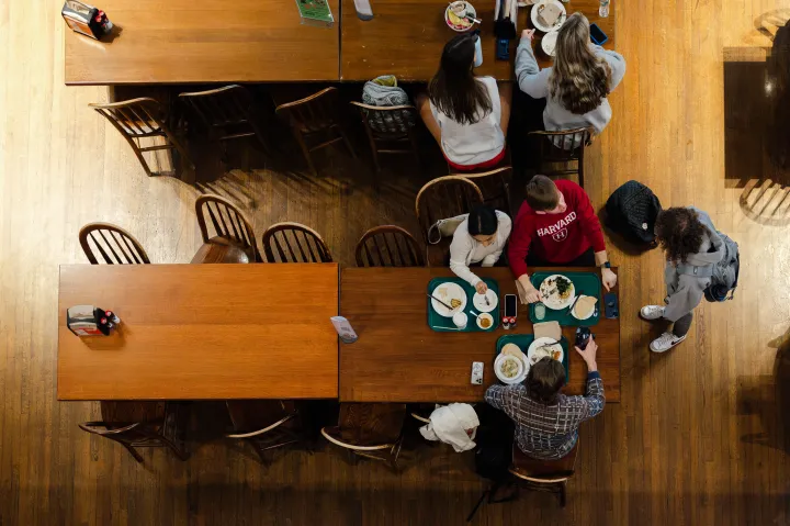 Students eating at Annenberg dining hall.