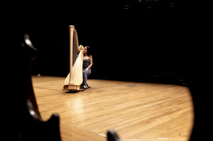 Gabrielle Grant ’24 onstage at Sanders Theatre.