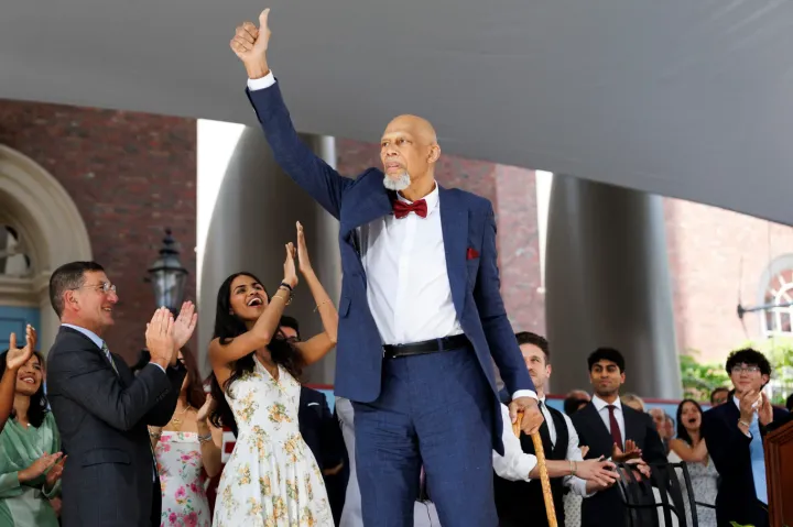 Kareem Abdul-Jabbar arrives onstage to address the Class of 2025.