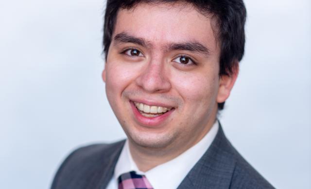 Headshot of Sebastian Gomez '14