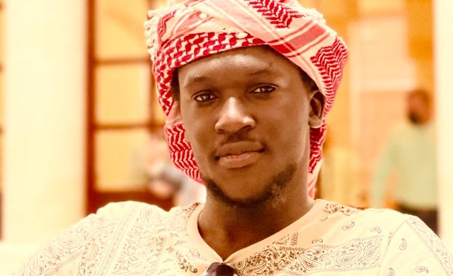 Image of writer wearing traditional Arab eyeliner 