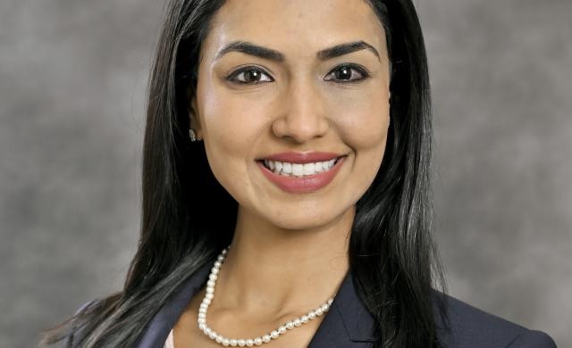 Headshot of Anisha '12