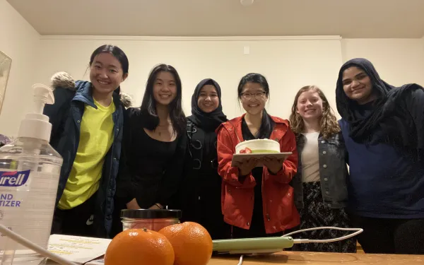 Samia and her five suitemates