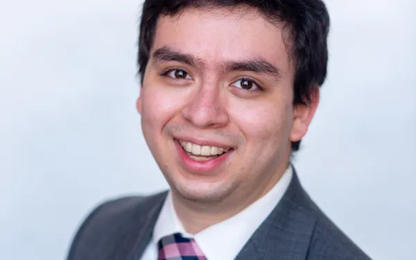 Headshot of Sebastian Gomez '14