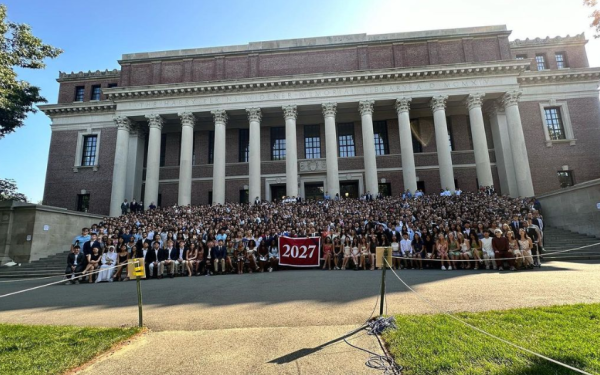 Class of 2027 on widener librray steps