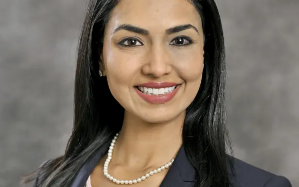 Headshot of Anisha '12