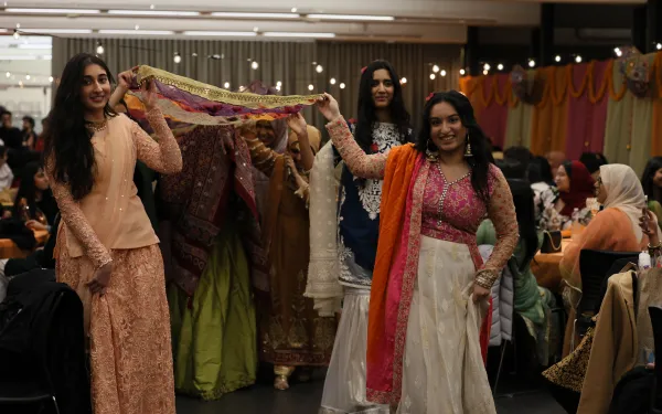 Hana Rehman leading the bride at Mock Mehndi. 