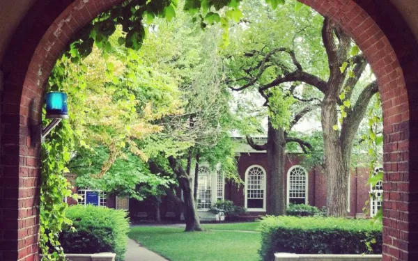 An entrace to Lowell House